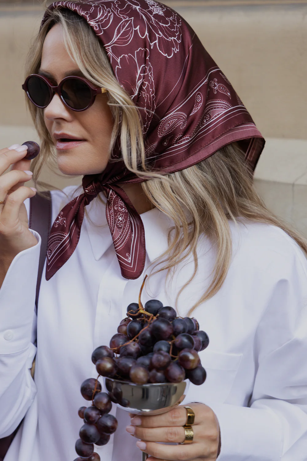 Apaszka Silky Wind Burgundy - Image 4