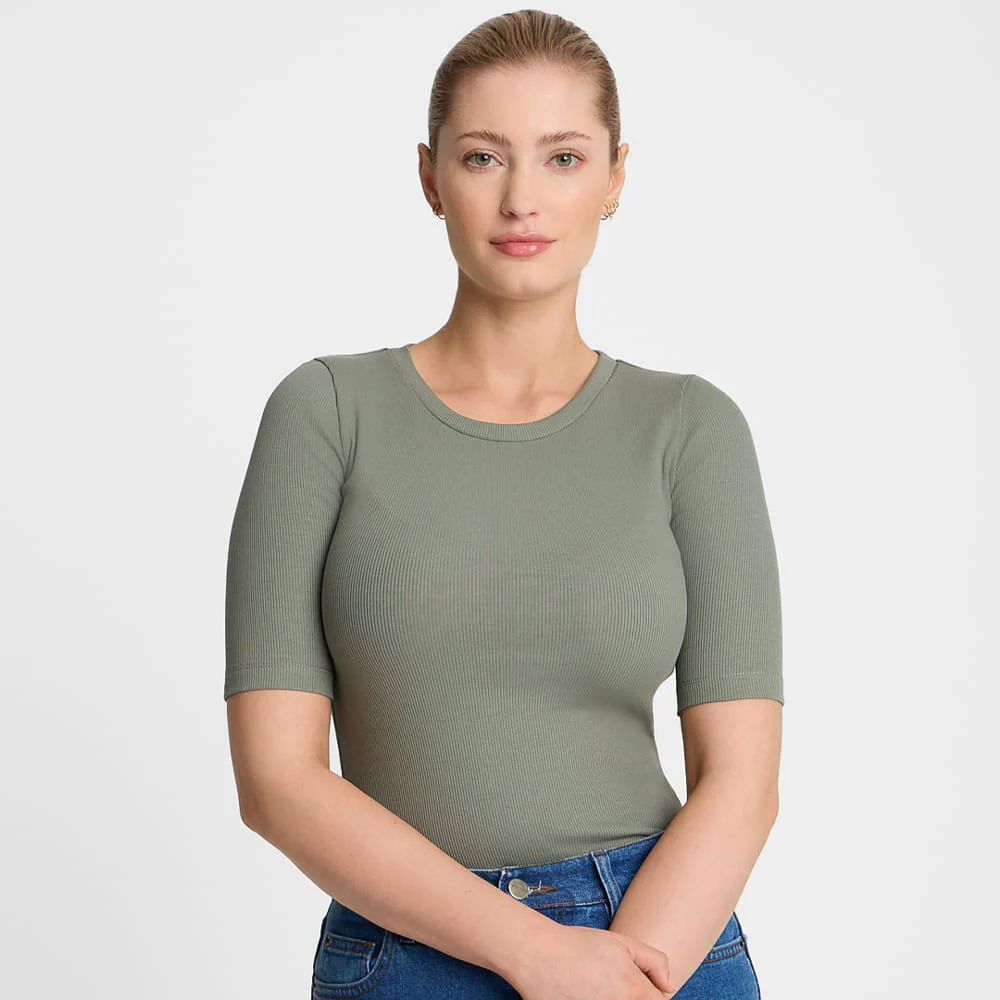 T-shirt Miss Lovable Olive - Image 7
